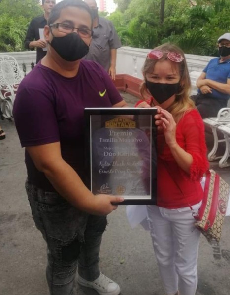 reconocen-con-los-premios-turan-y-familia-motalvo-a-artistas-circenses