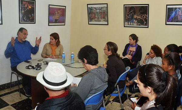 sera-presentado-el-diario-de-rene-gonzalez-en-la-venidera-feria-del-libro-por-jennifer-milian-duany