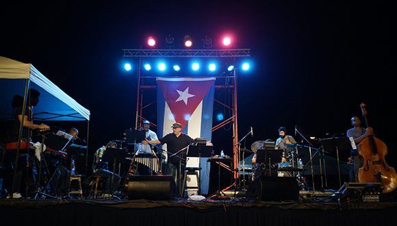 silvio-rodriguez-ofrecera-concierto-100-de-la-gira-por-los-barrios-en-jesus-del-monte