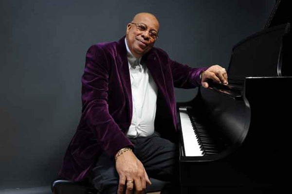 universidad-de-harvard-nombra-a-chucho-valdes-como-maestro-residente