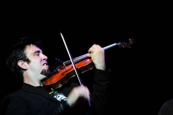 william-roblejo-un-violin-en-festival